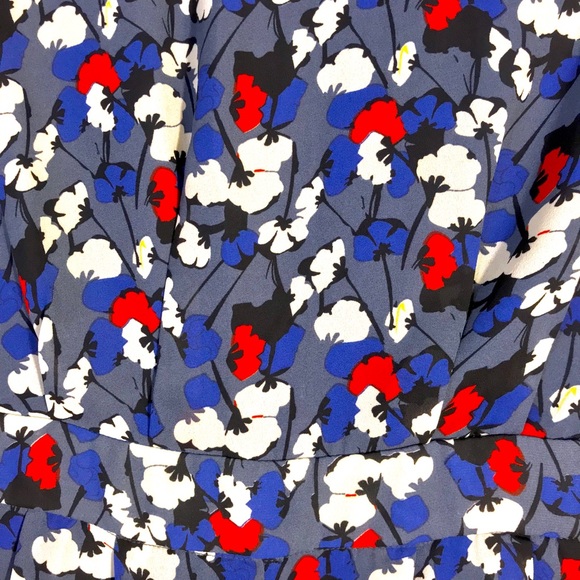 Floral Long-Sleeve Romper - Picture 5 of 6